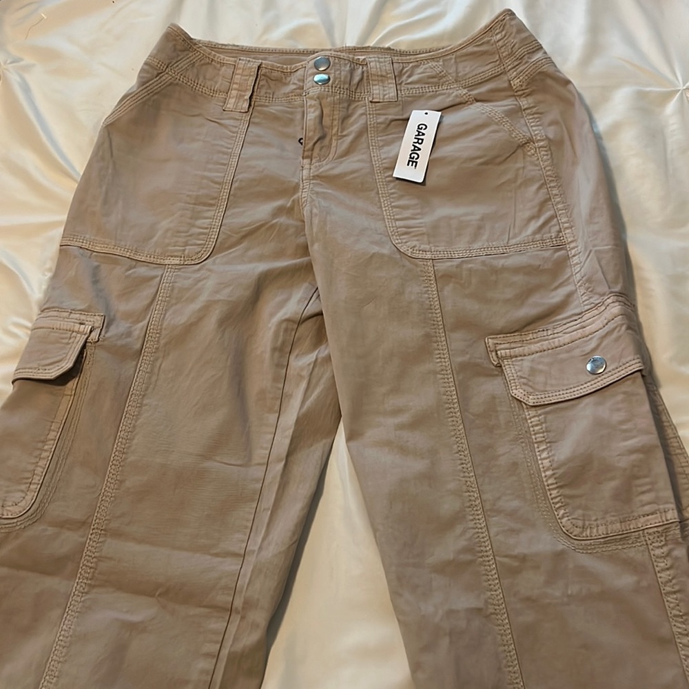 GARAGE cleo cargo pants size 1 BRAND NEW with tag never worn